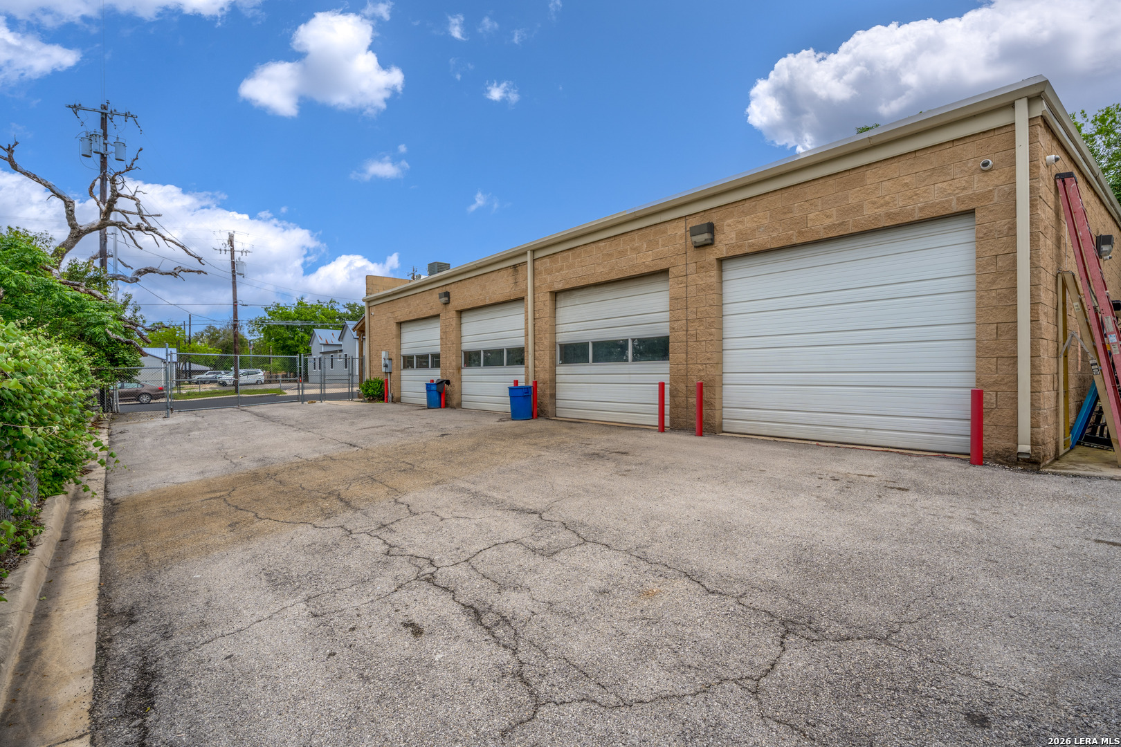 801 N Main Boerne TX 78006