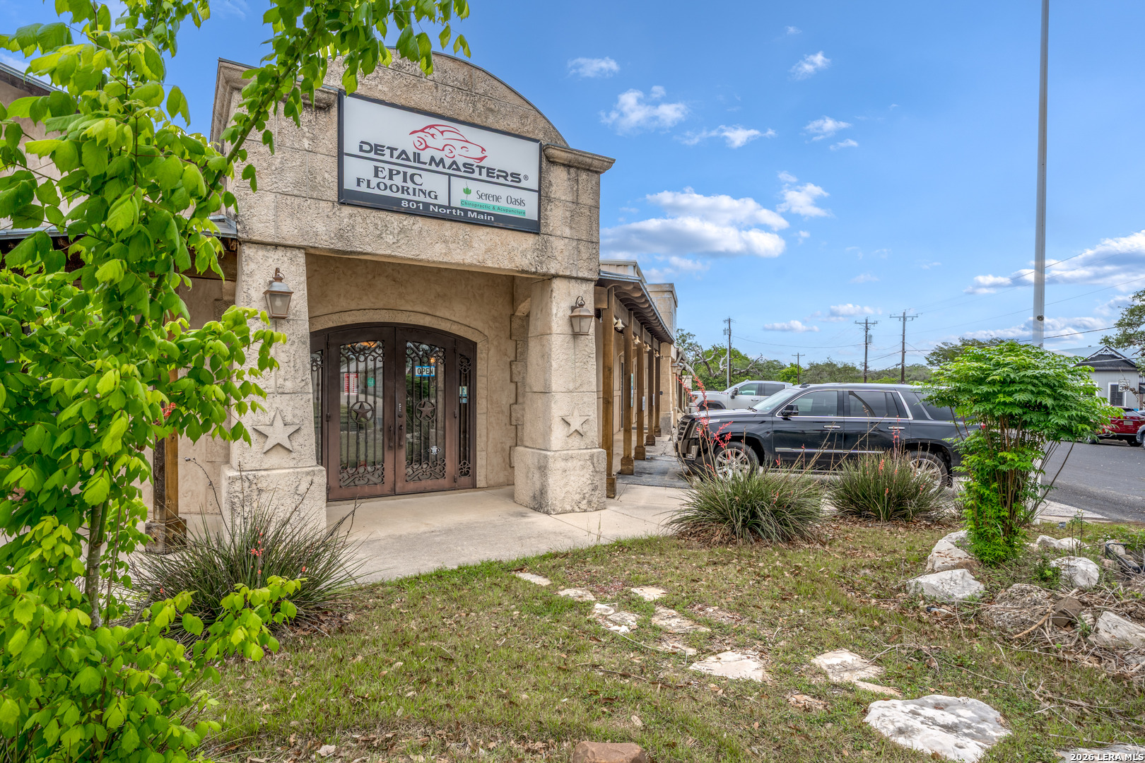 801 N Main Boerne TX 78006