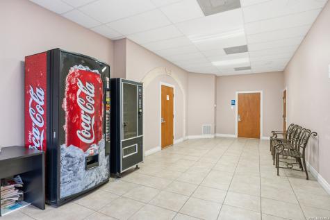 801 N Main Boerne TX 78006