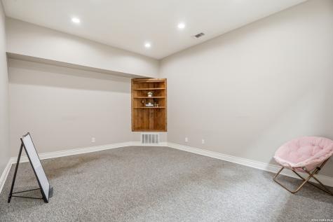 801 N Main Boerne TX 78006