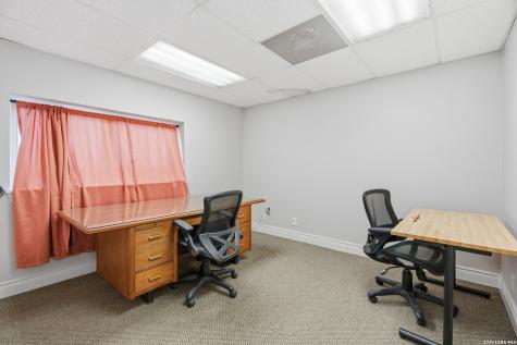 801 N Main Boerne TX 78006