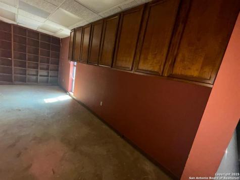 702 Galveston Street Laredo TX 78040