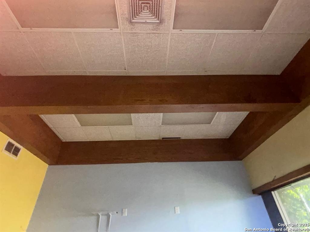 702 Galveston Street Laredo TX 78040