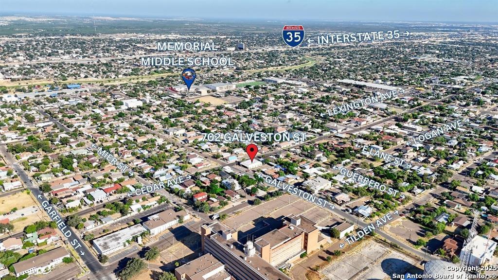 702 Galveston Street Laredo TX 78040