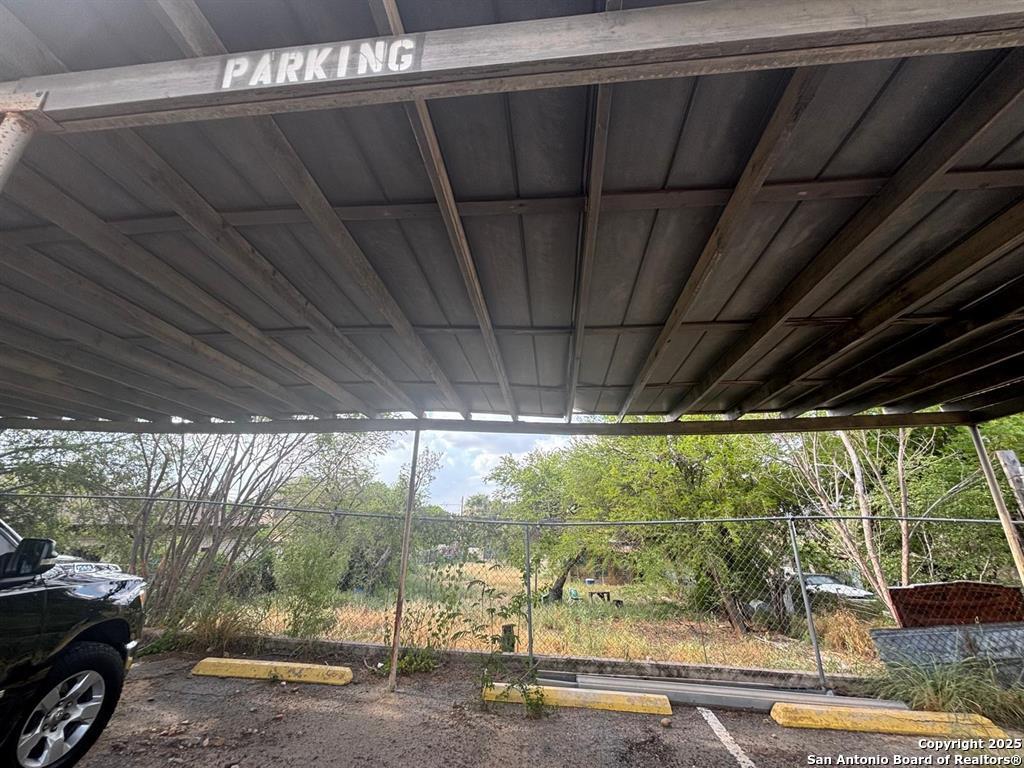 702 Galveston Street Laredo TX 78040