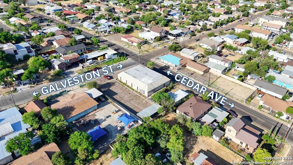 702 Galveston Street Laredo TX 78040