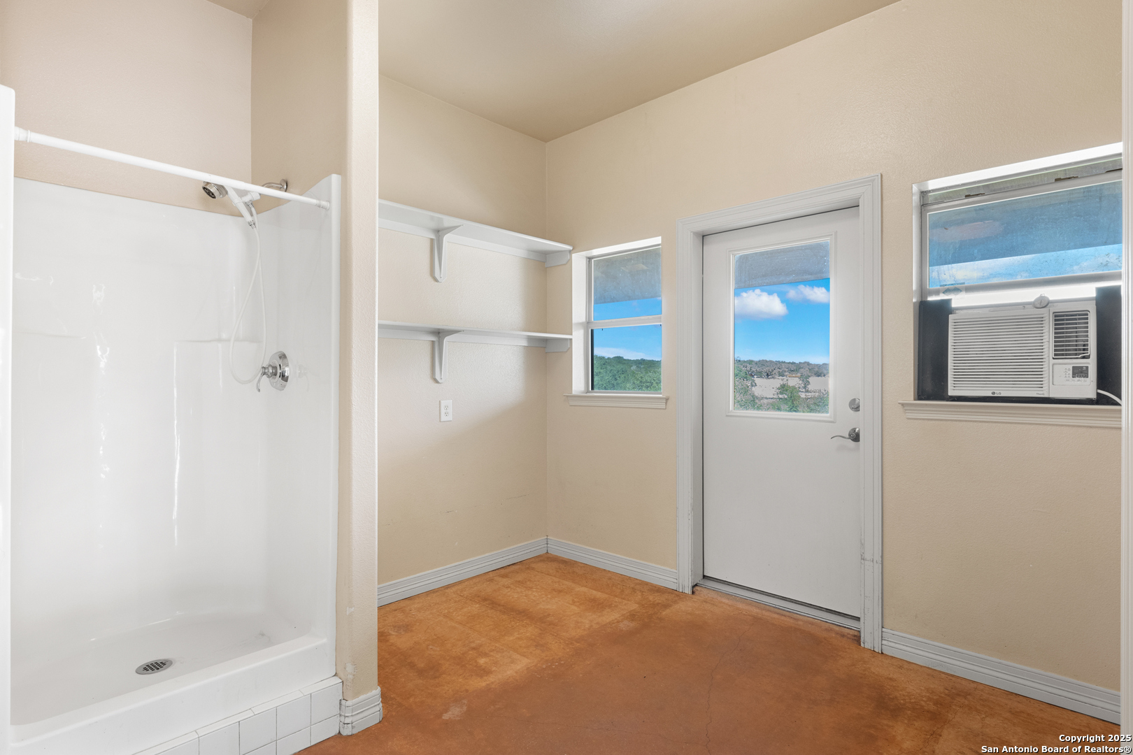 1670 S Cranes Mill New Braunfels TX 78132