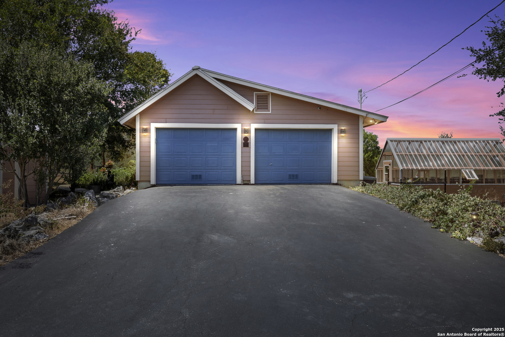 1670 S Cranes Mill New Braunfels TX 78132