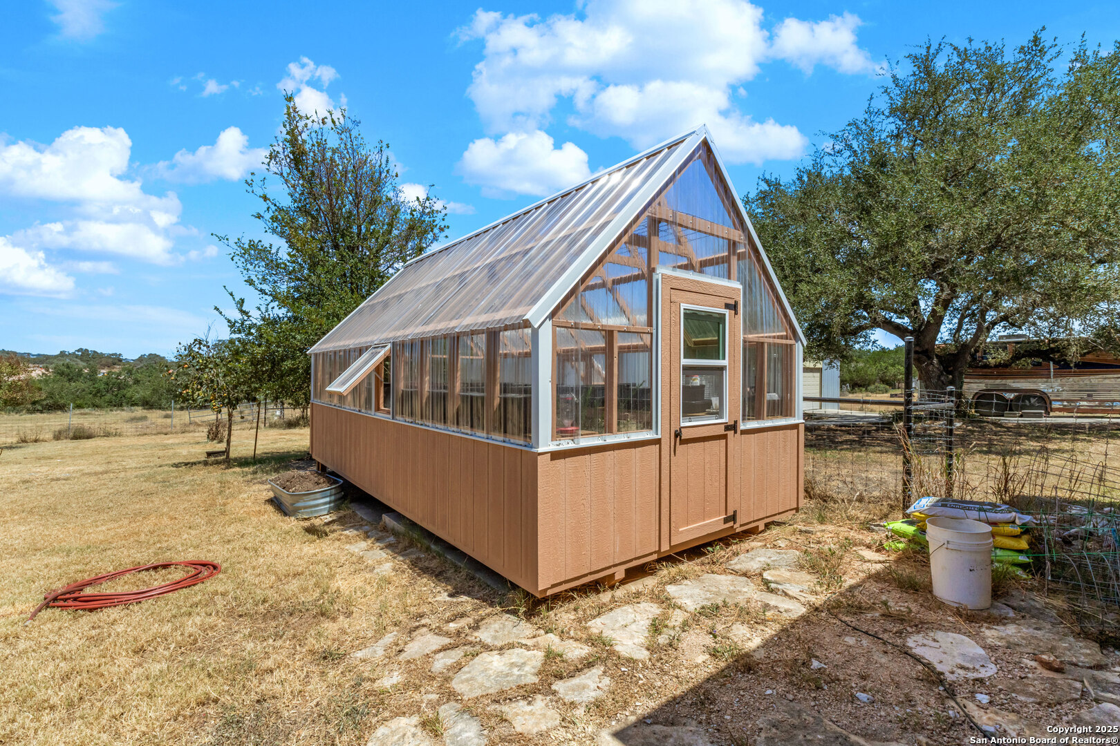 1670 S Cranes Mill New Braunfels TX 78132