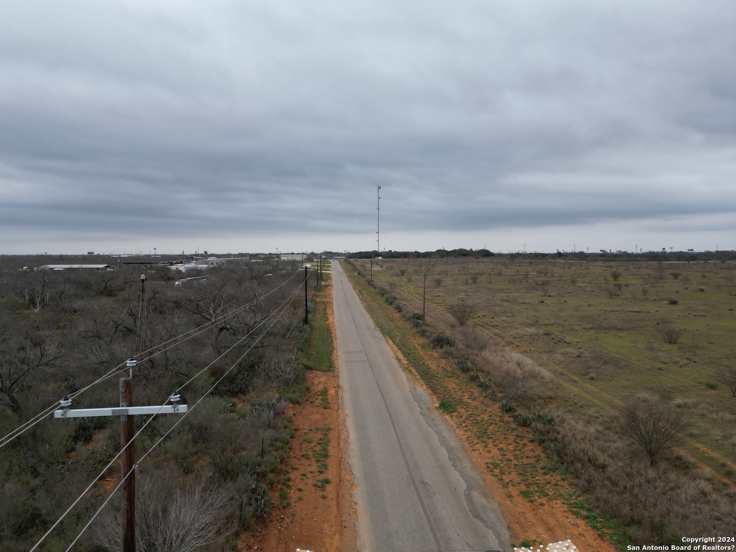 000 Cr4670/hugo Road Dilley TX 78017