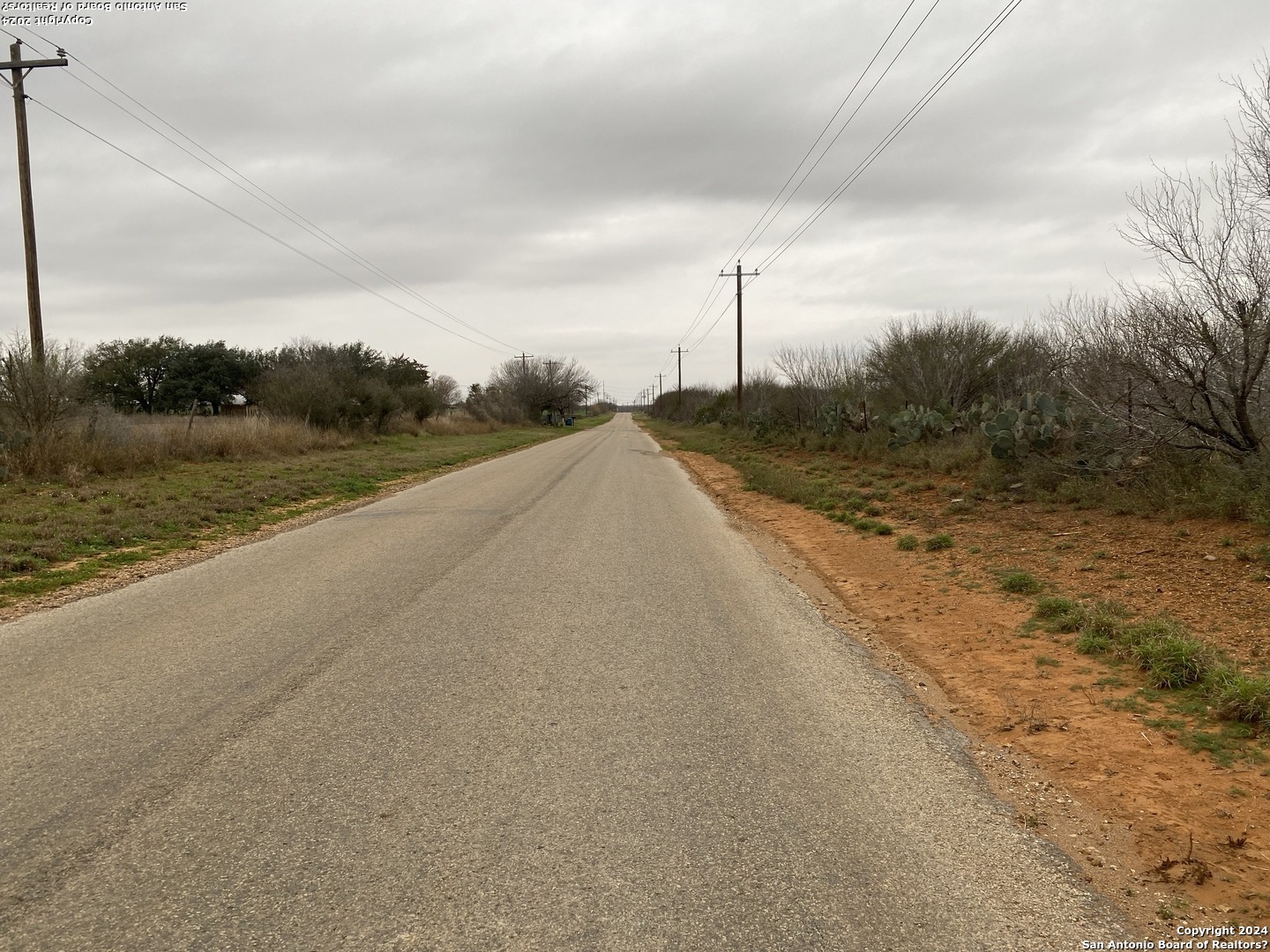 000 Cr4670/hugo Road Dilley TX 78017