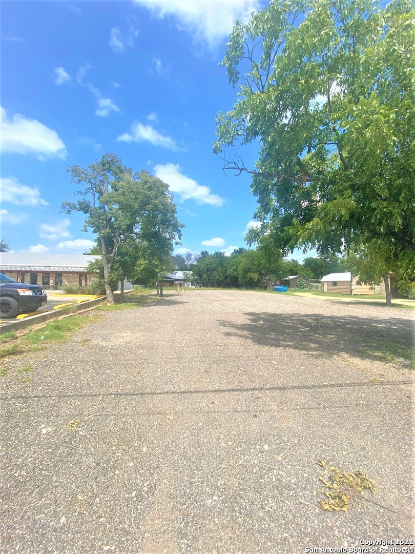 906 12th Street Bandera TX 78003