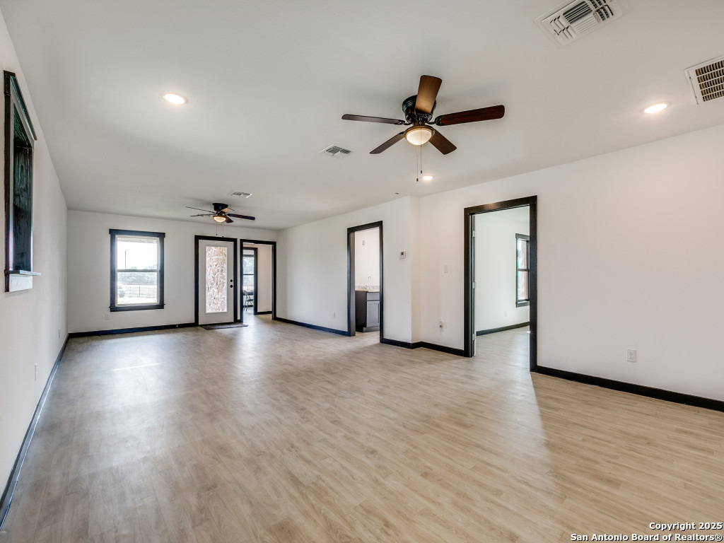 15179 N Highway 16 Tx Poteet TX 78065