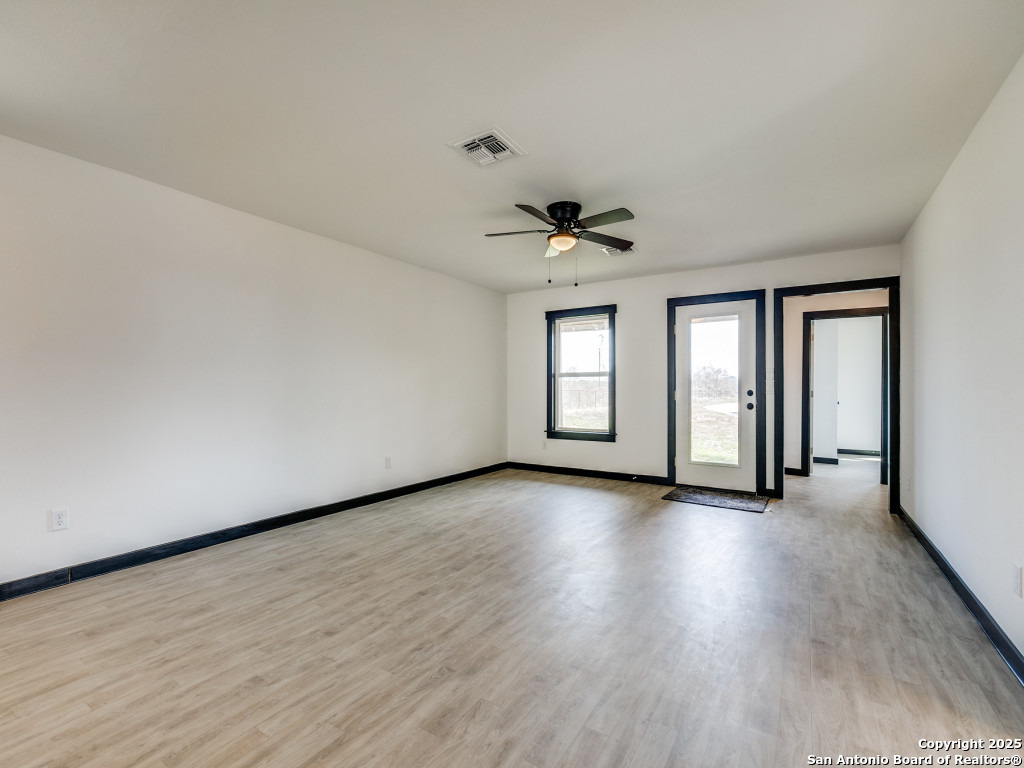 15179 N Highway 16 Tx Poteet TX 78065