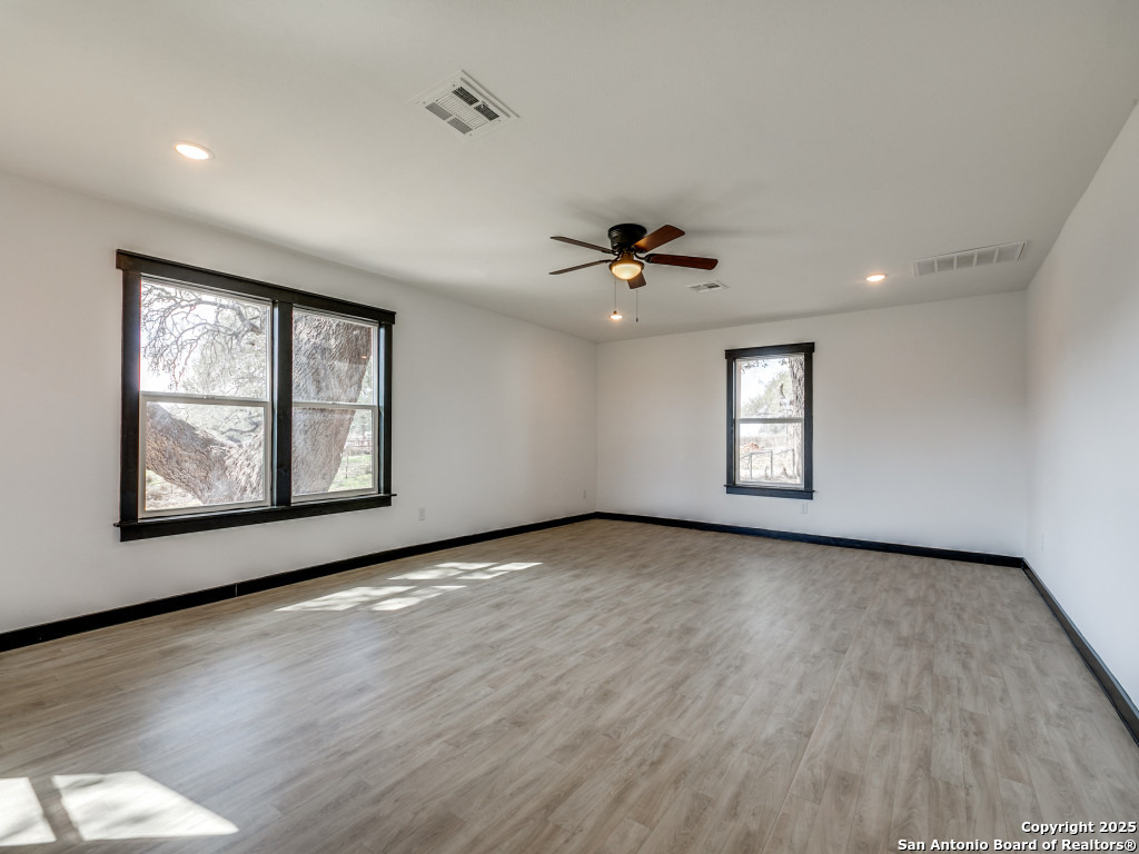 15179 N Highway 16 Tx Poteet TX 78065