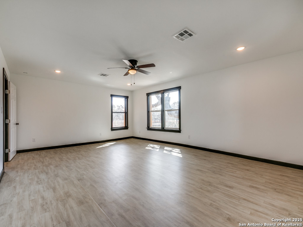 15179 N Highway 16 Tx Poteet TX 78065