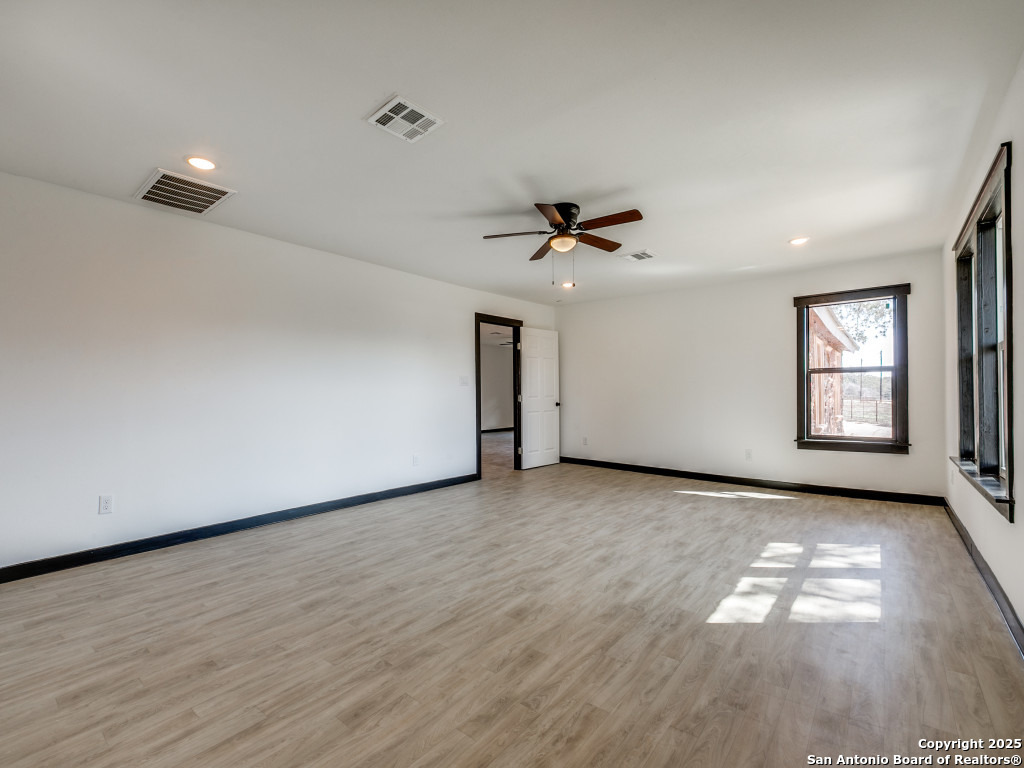 15179 N Highway 16 Tx Poteet TX 78065