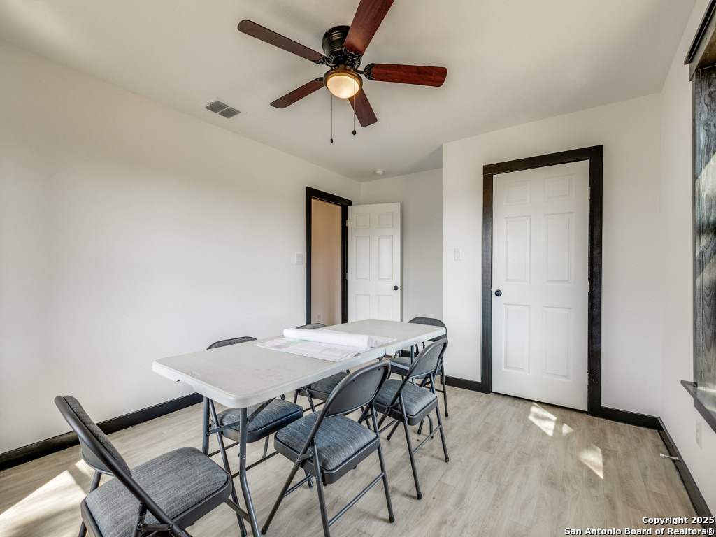 15179 N Highway 16 Tx Poteet TX 78065