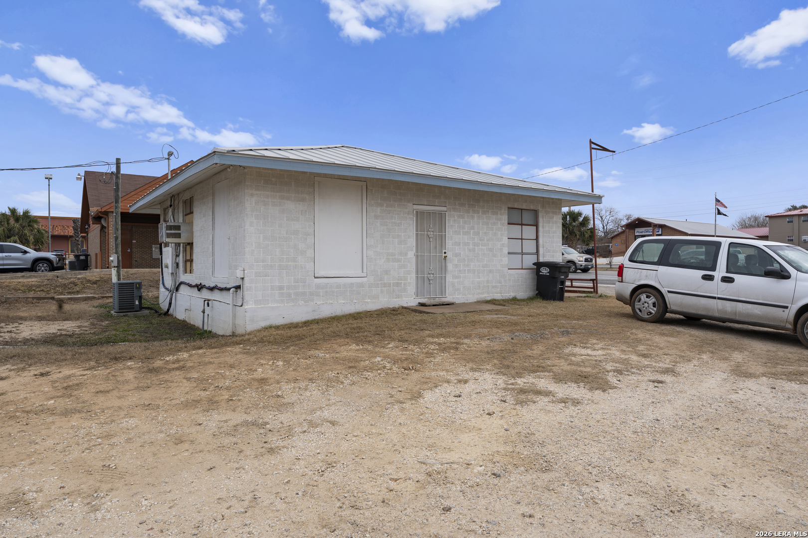 1911 State Highway 132 Natalia TX 78059