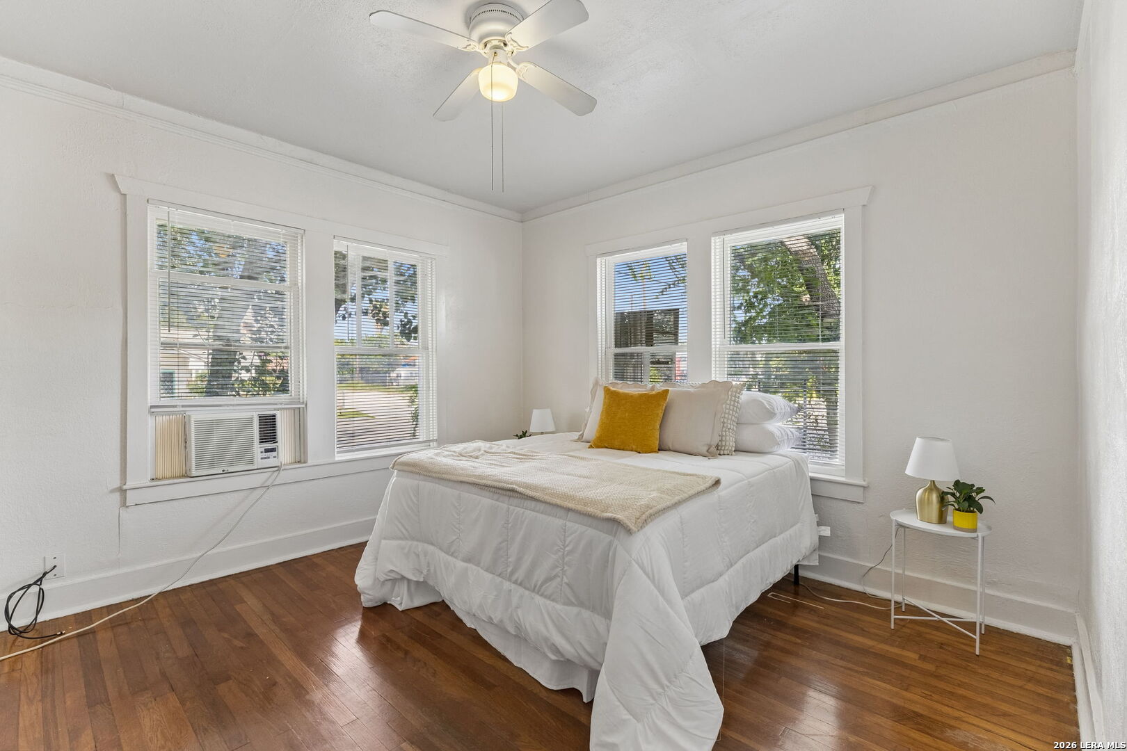 631 E Ashby Place San Antonio TX 78212