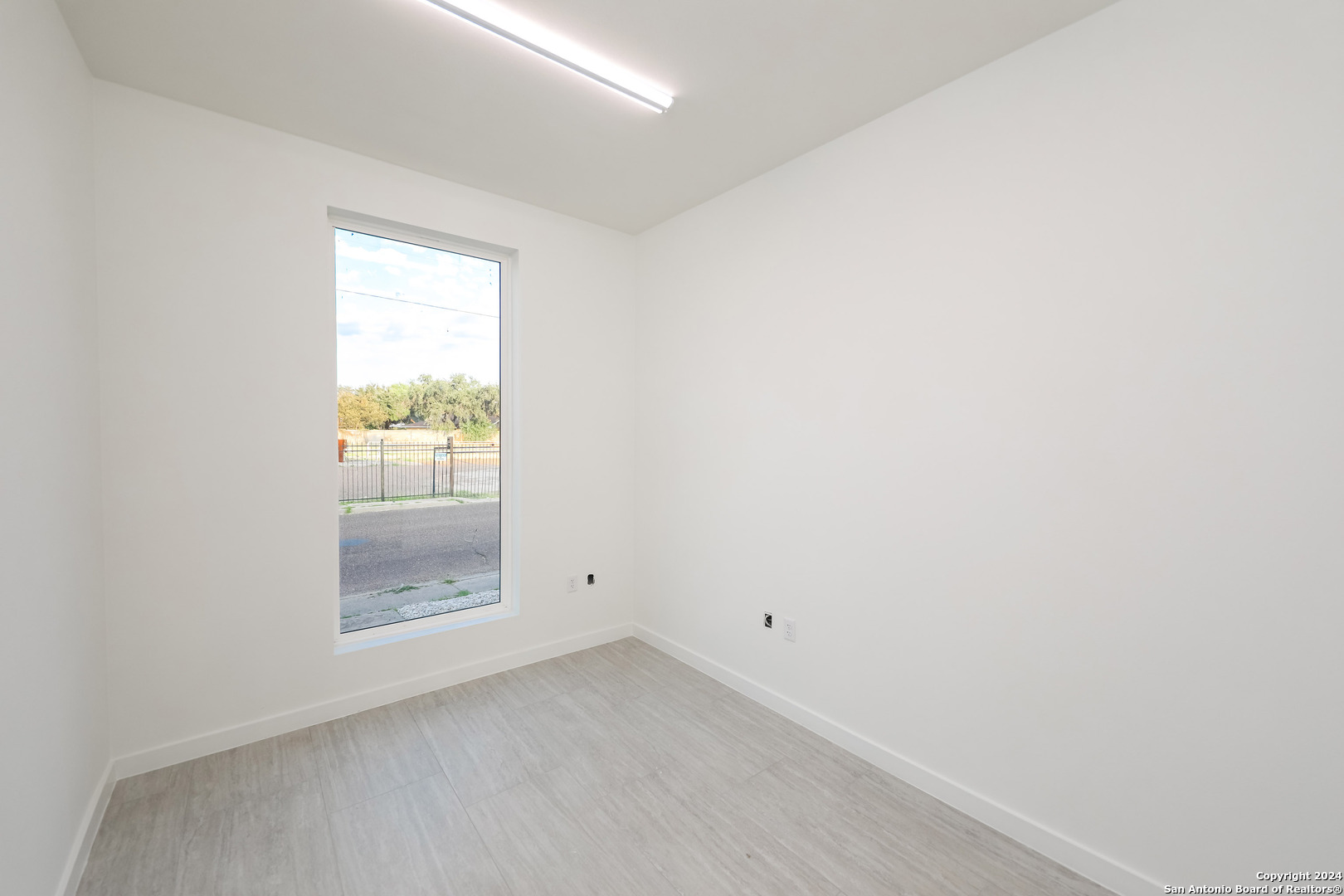 5612 Mall Del Norte Road Laredo TX 78041