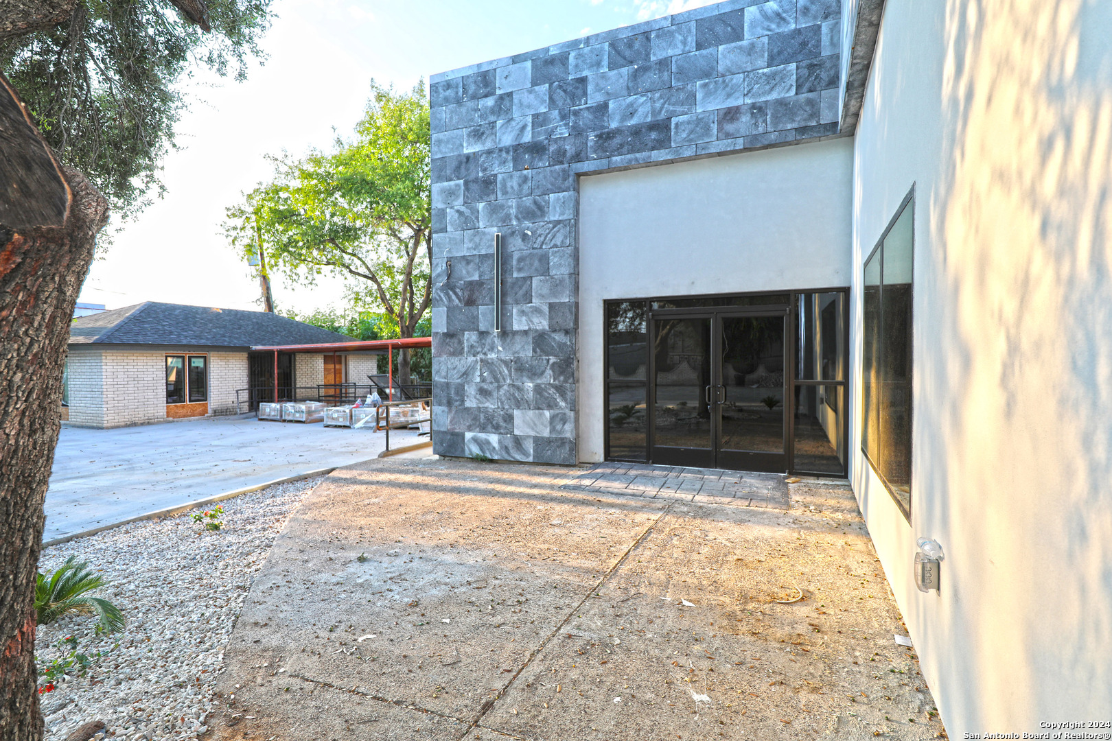 5612 Mall Del Norte Road Laredo TX 78041