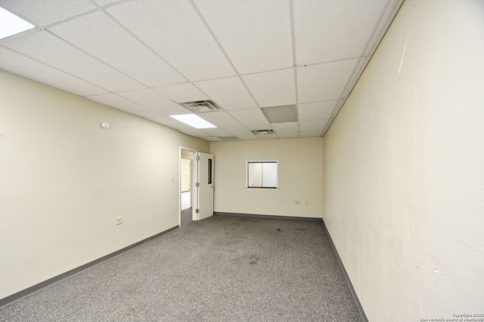 109 N River Street Seguin TX 78155