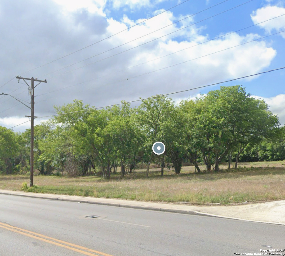 3602 Eisenhauer San Antonio TX 78218