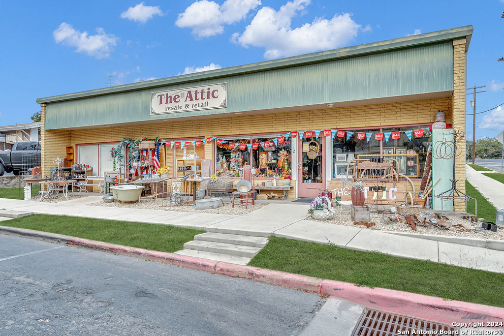 112 Orange Fredericksburg TX 78624