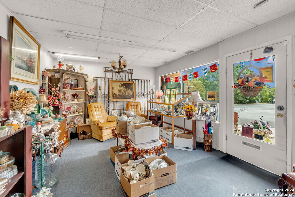 112 Orange Fredericksburg TX 78624