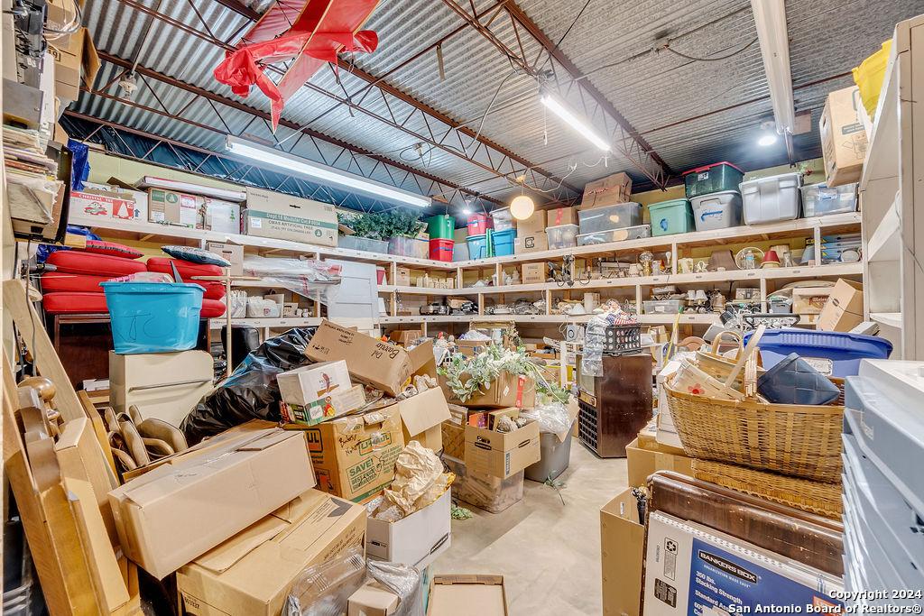 112 Orange Fredericksburg TX 78624