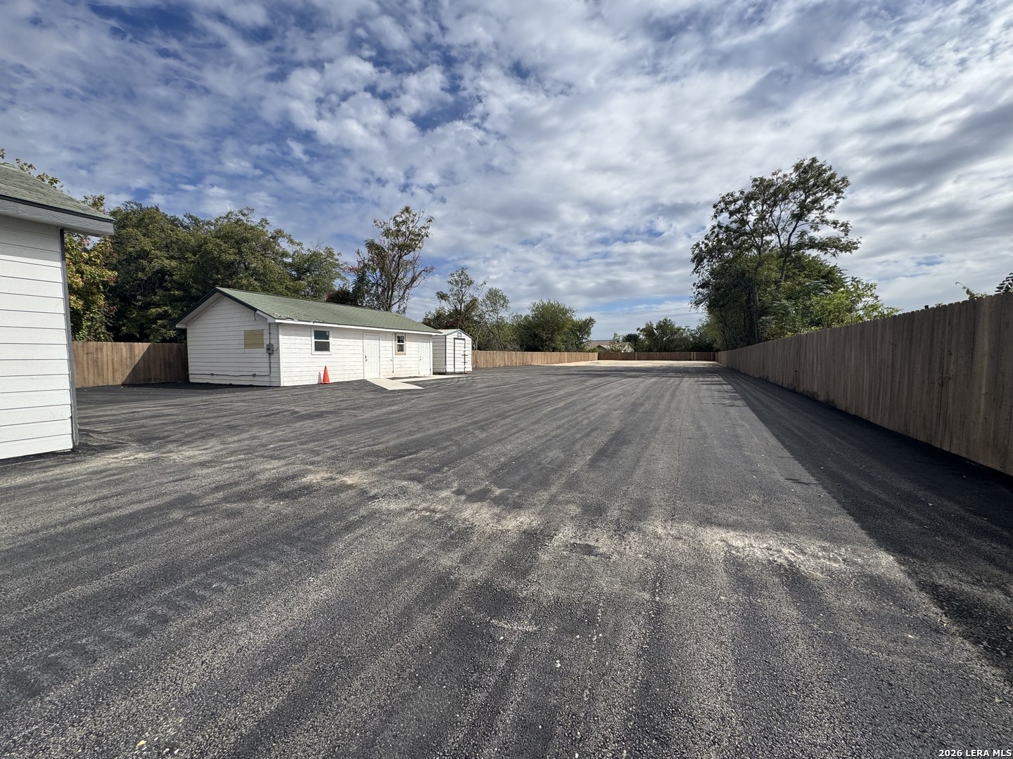 544 S Ww White Road San Antonio TX 78220