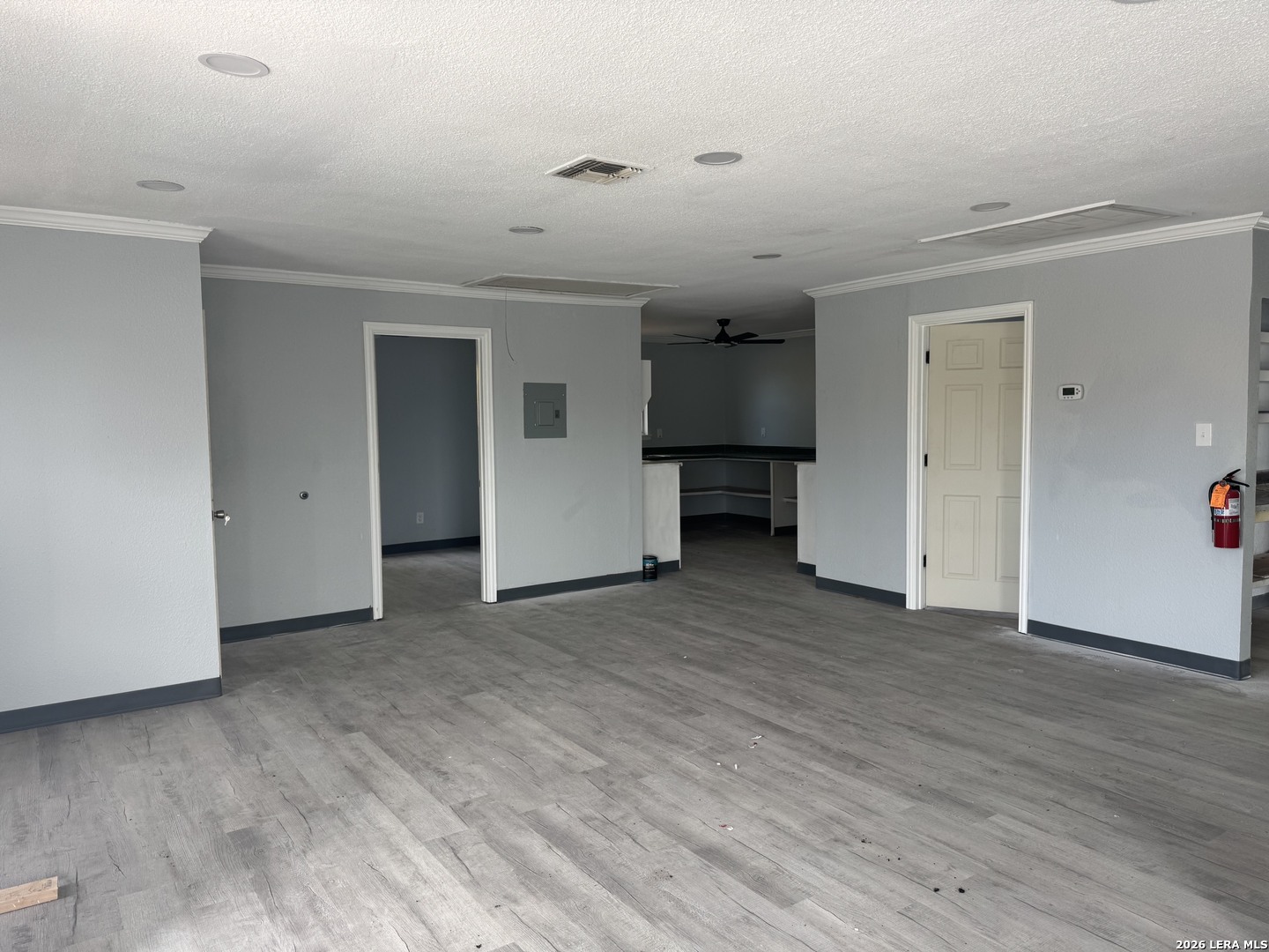 544 S Ww White Road San Antonio TX 78220