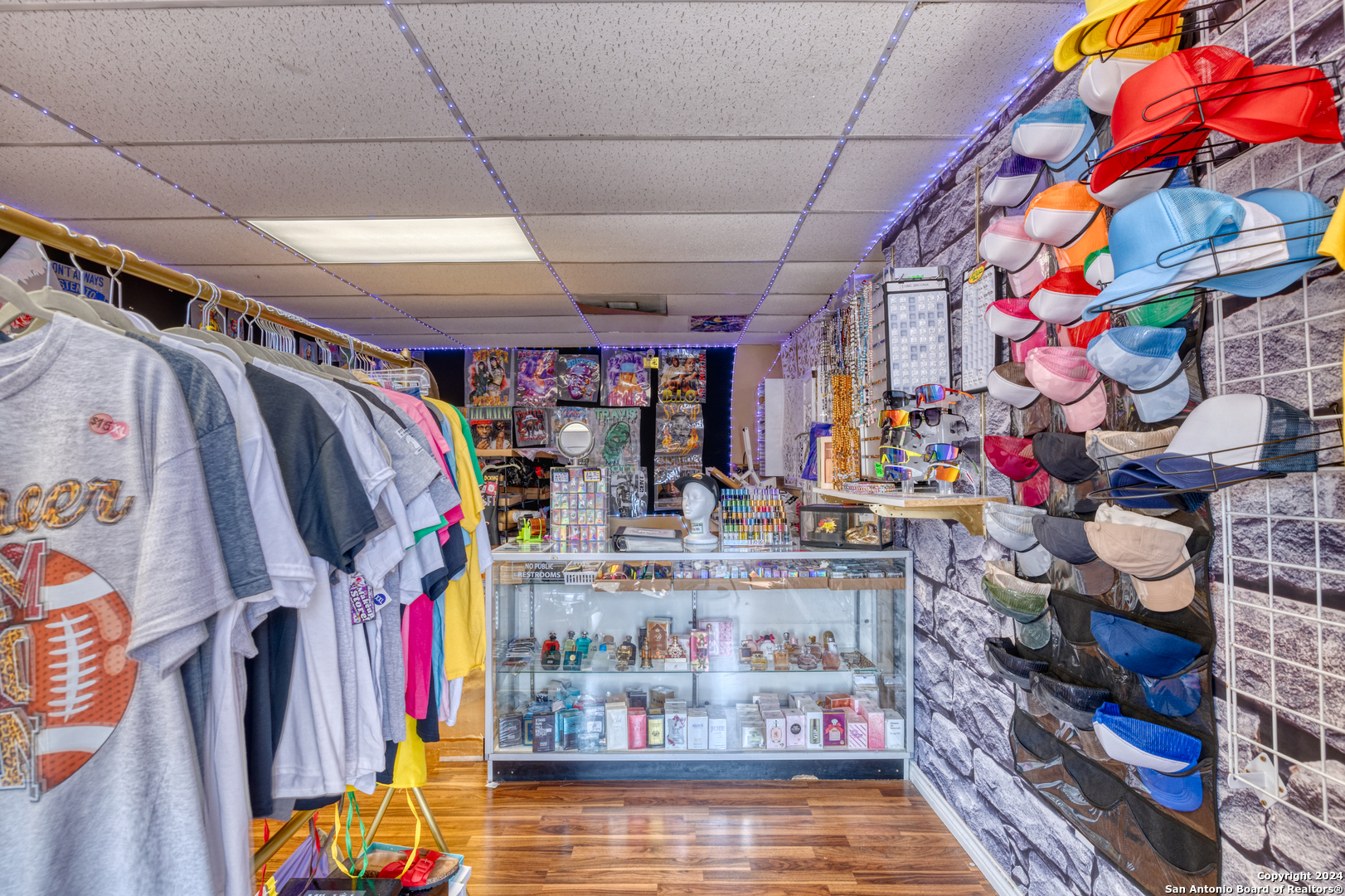 111 S Getty Uvalde TX 78801