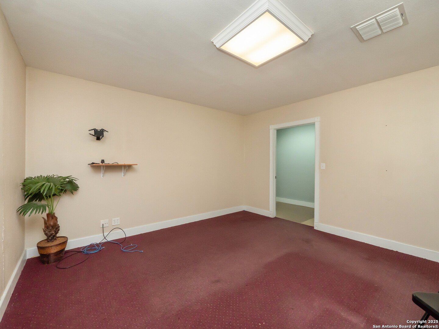 318 W Byrd Boulevard Universal City TX 78148