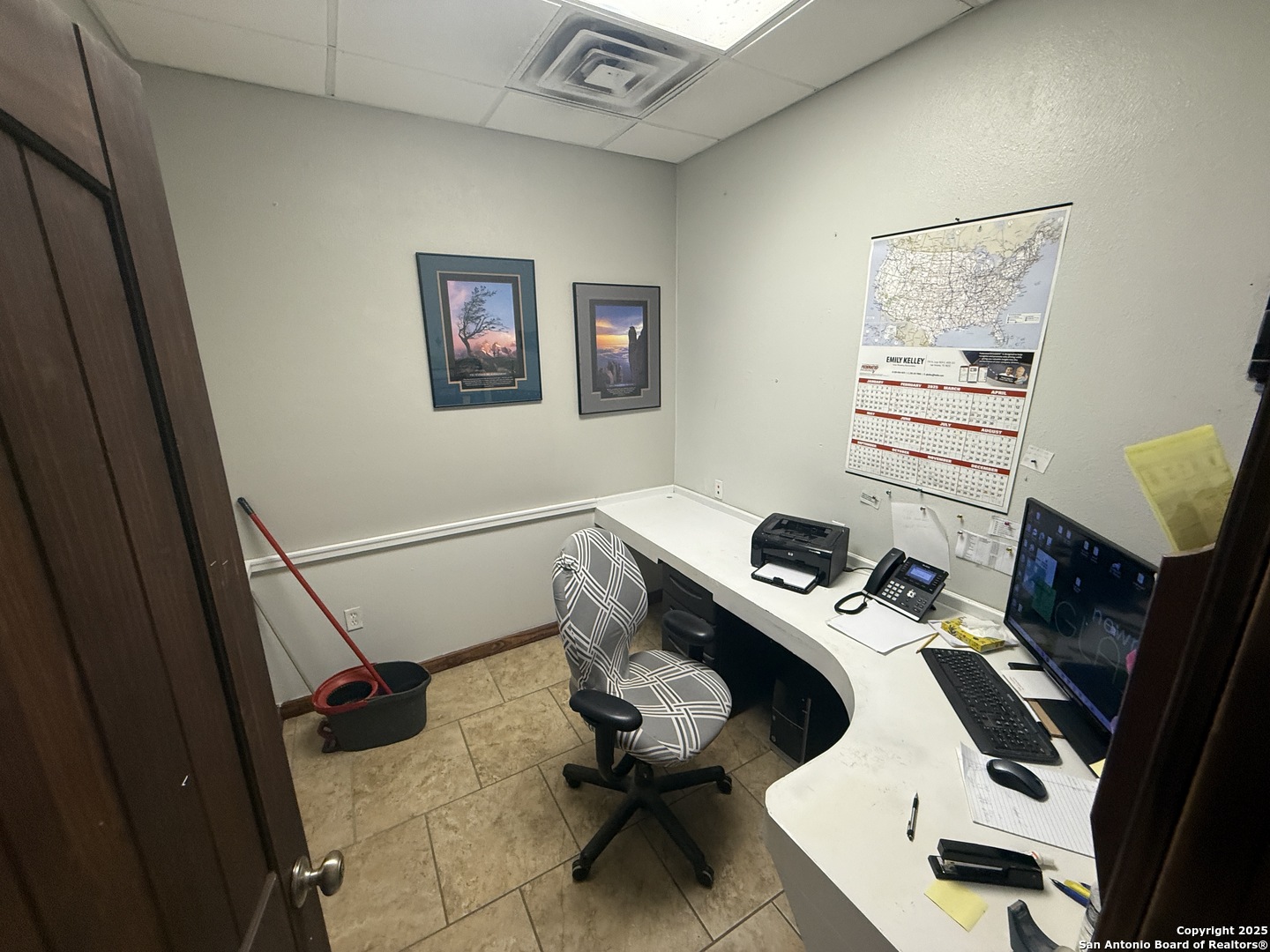 1237 W Oaklawn Pleasanton TX 78064