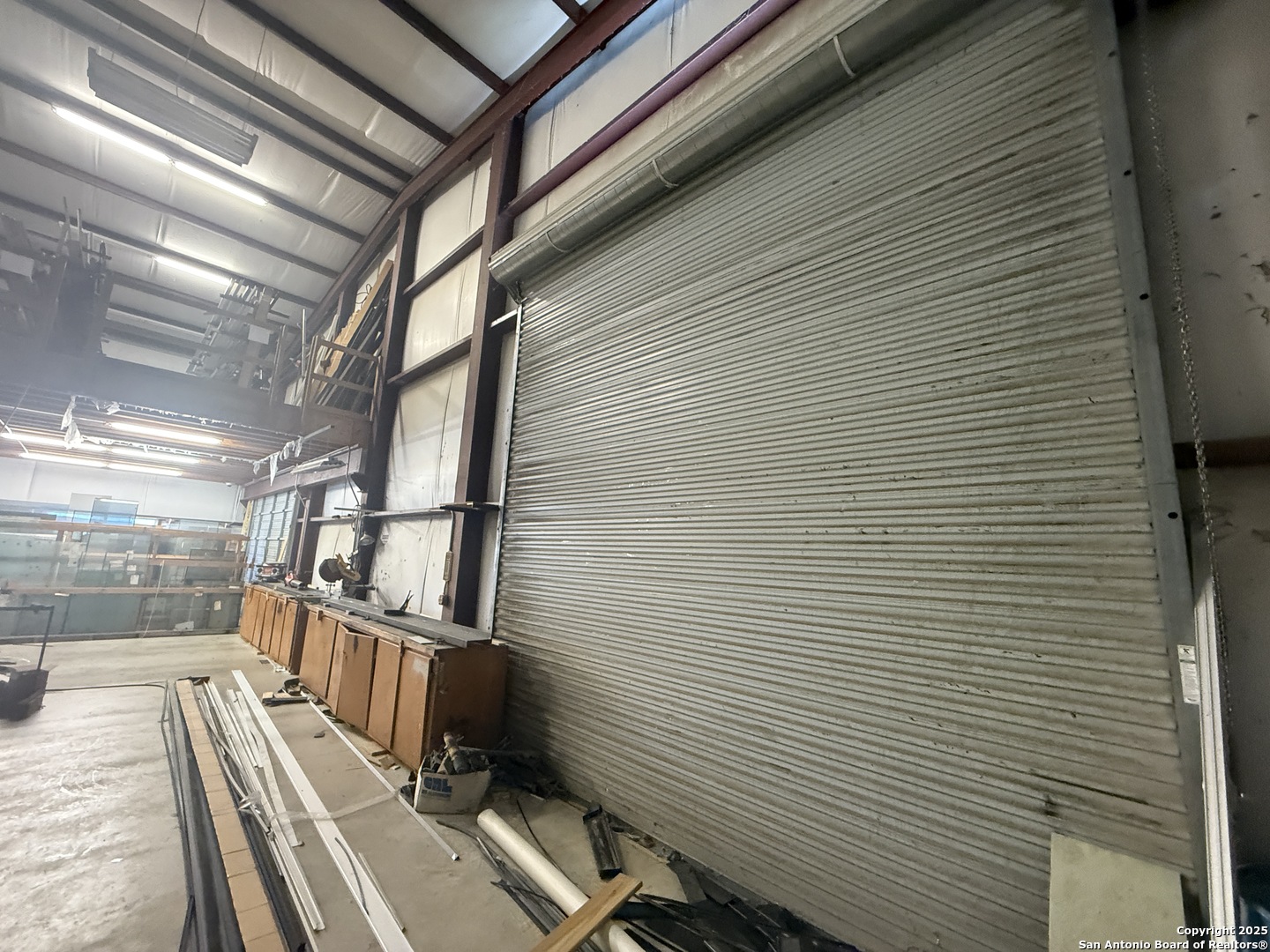 1237 W Oaklawn Pleasanton TX 78064