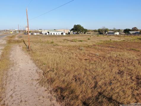00 Ih 35 Lytle TX 78052