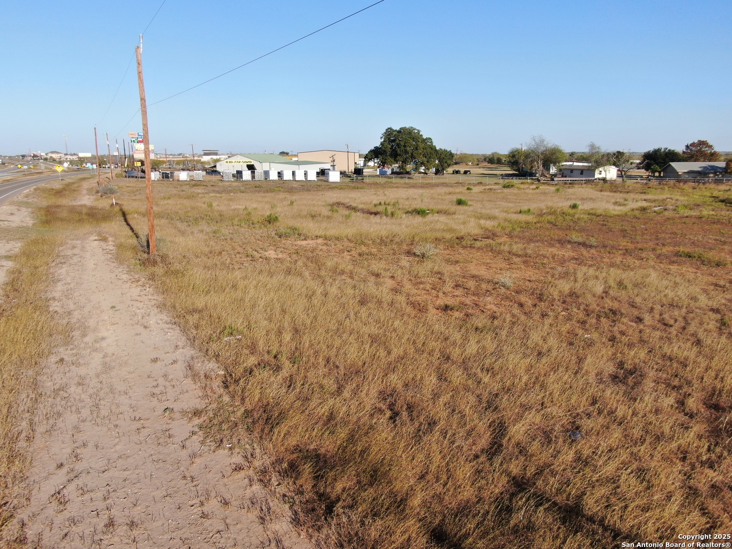 00 Ih 35 Lytle TX 78052