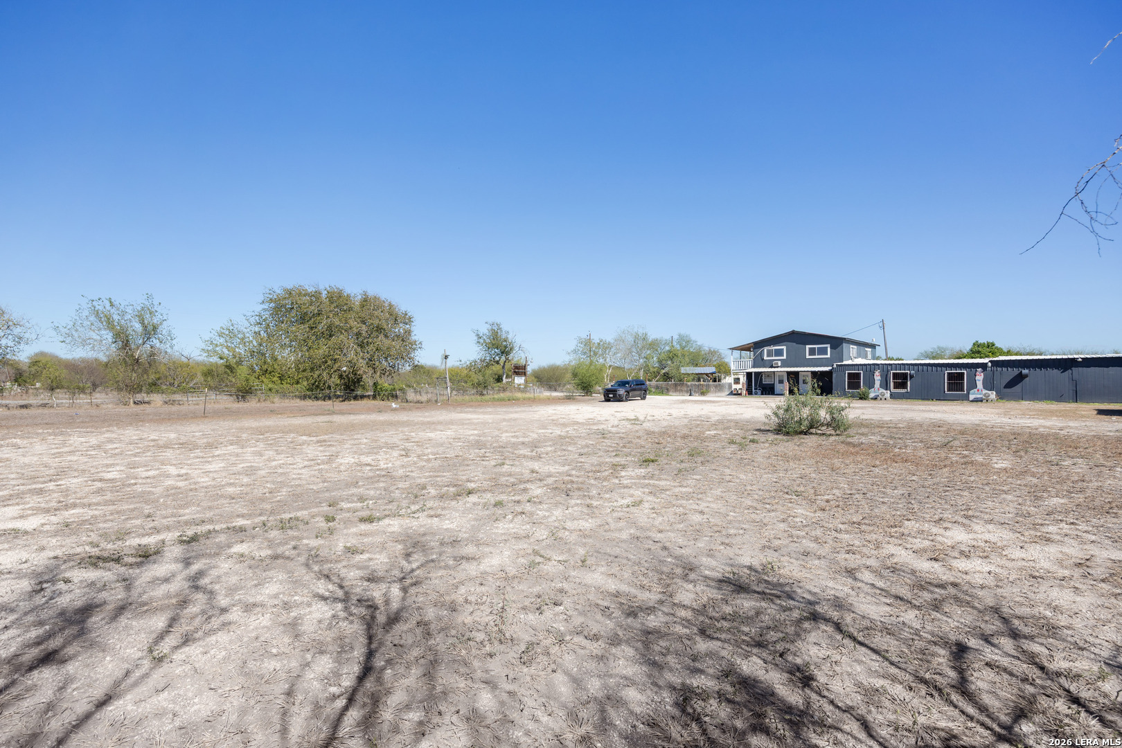 176 County Road 304 Orange Grove TX 78372