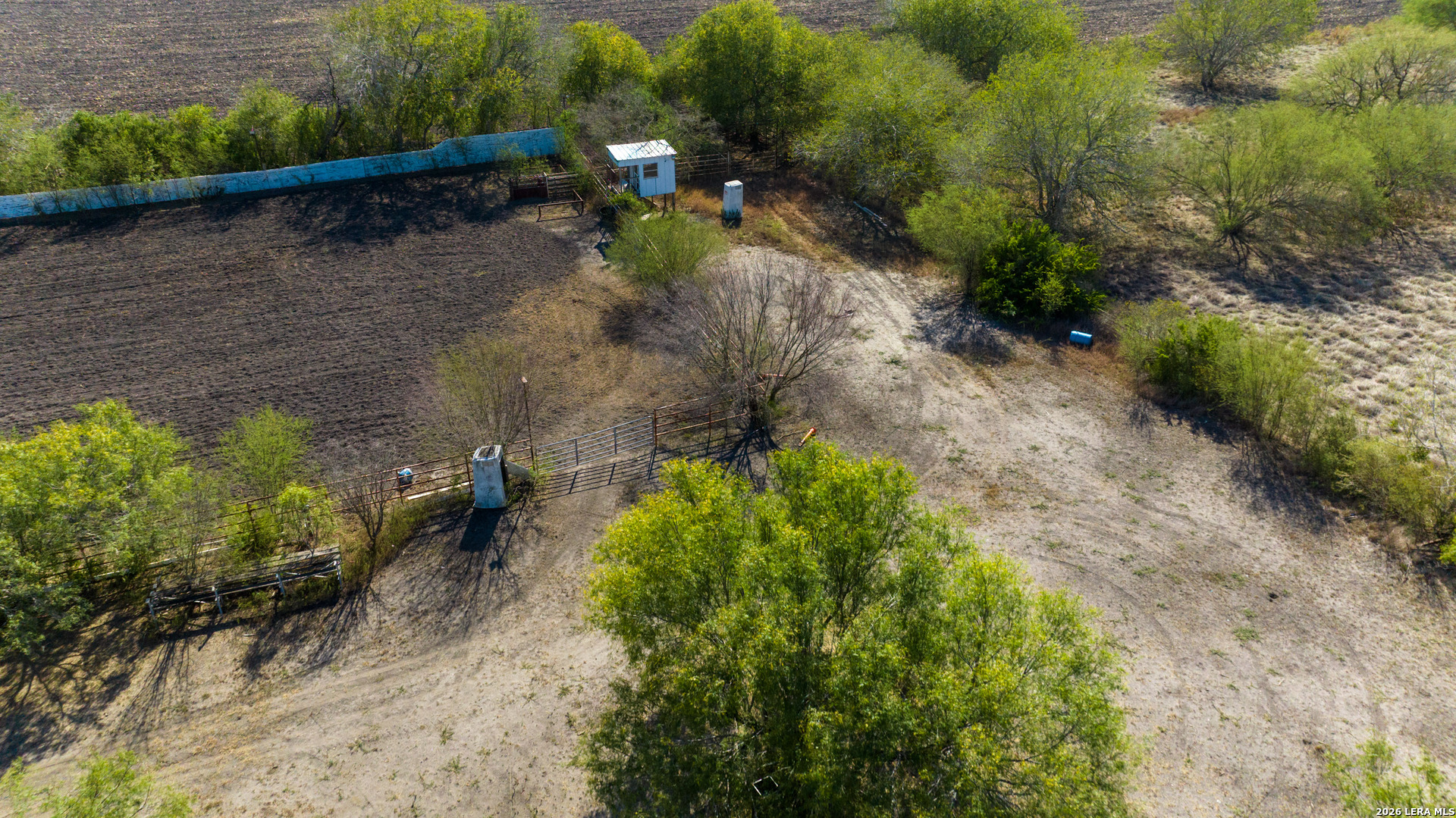 176 County Road 304 Orange Grove TX 78372