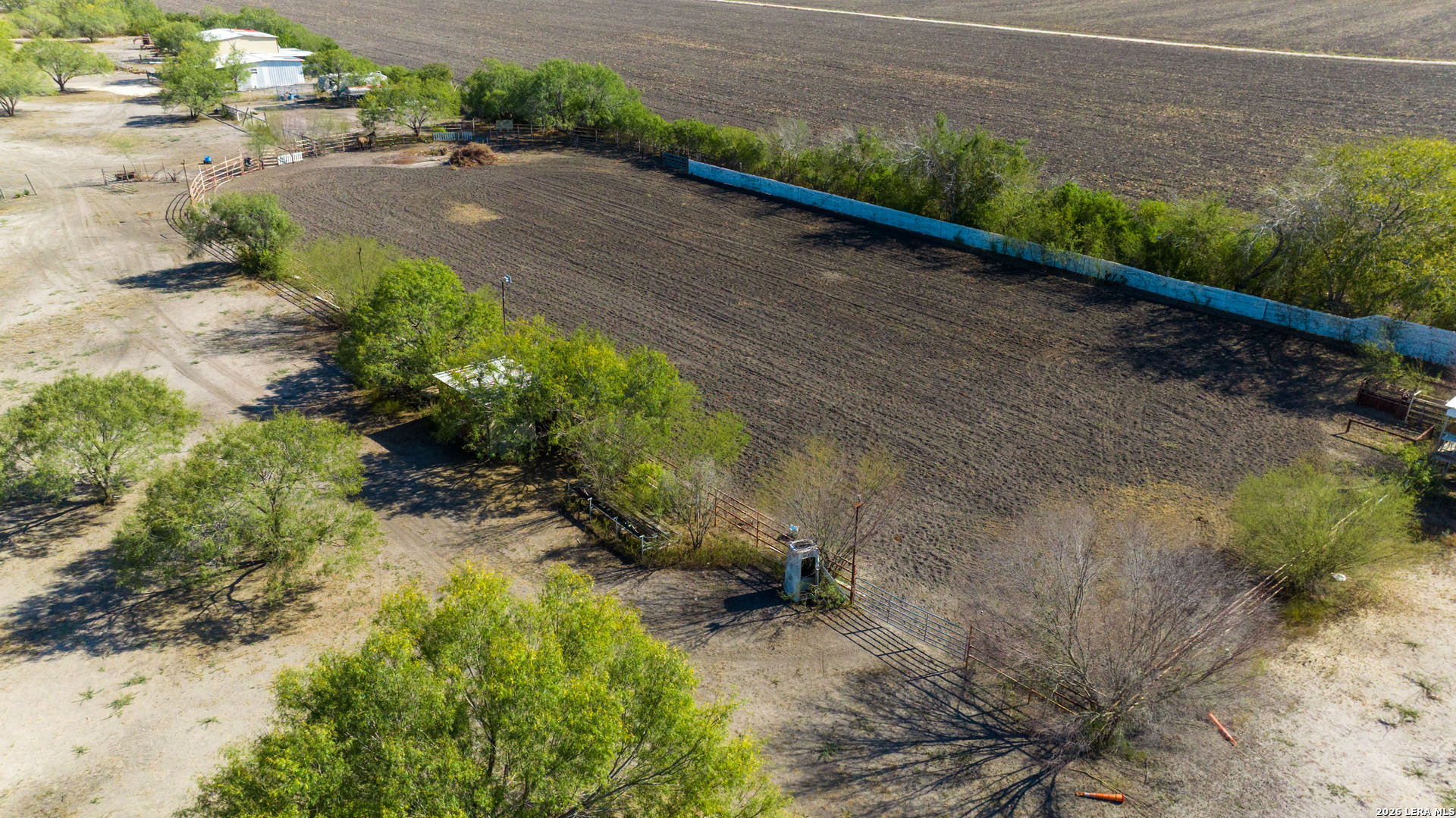 176 County Road 304 Orange Grove TX 78372