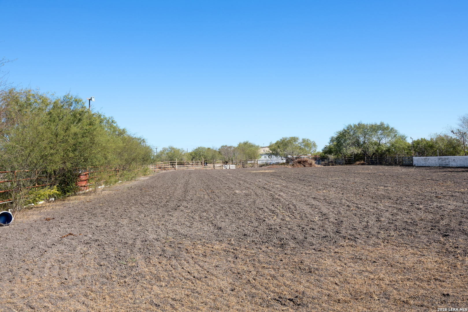 176 County Road 304 Orange Grove TX 78372