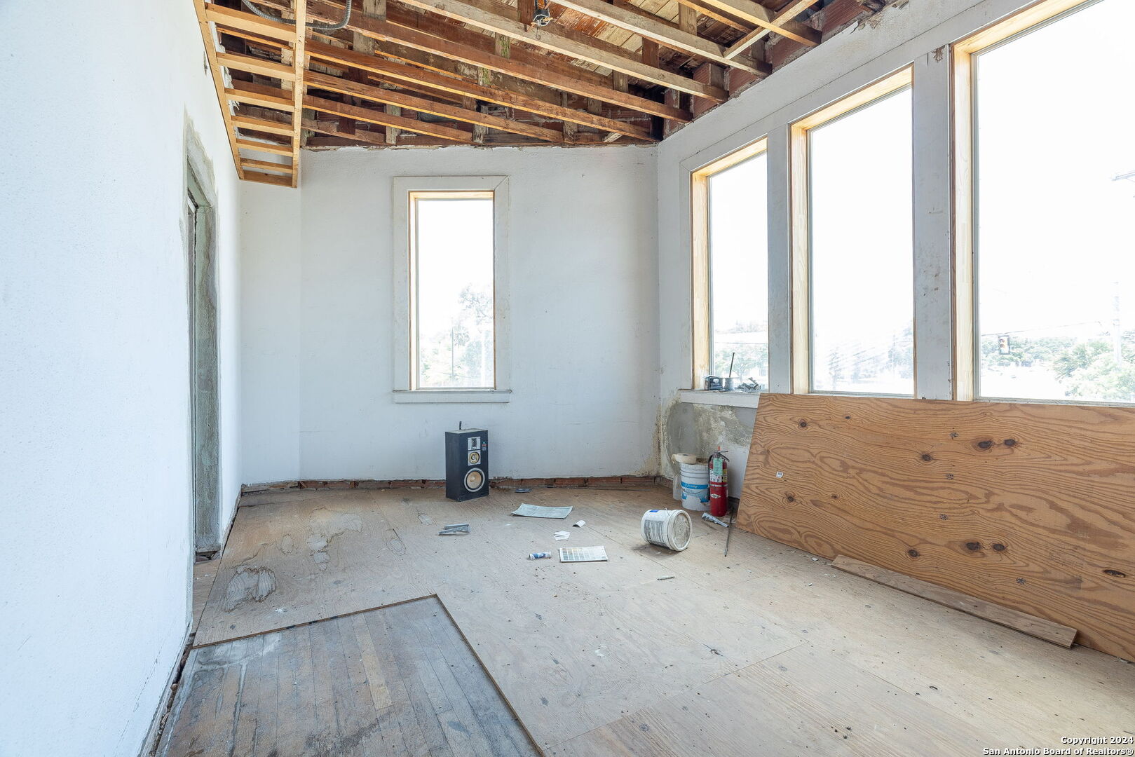 5050 Broadway San Antonio TX 78209