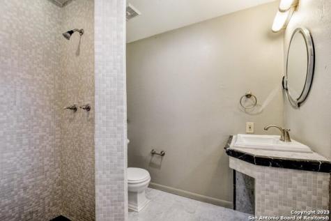 1807 La Sombra Drive San Antonio TX 78209