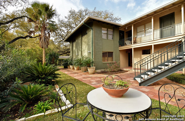 1807 La Sombra Drive San Antonio TX 78209