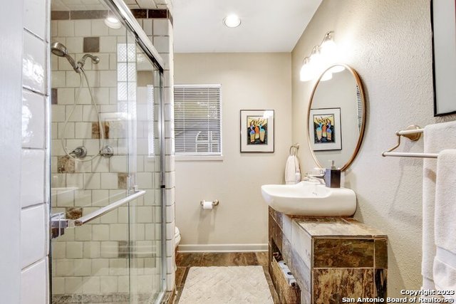 1807 La Sombra Drive San Antonio TX 78209