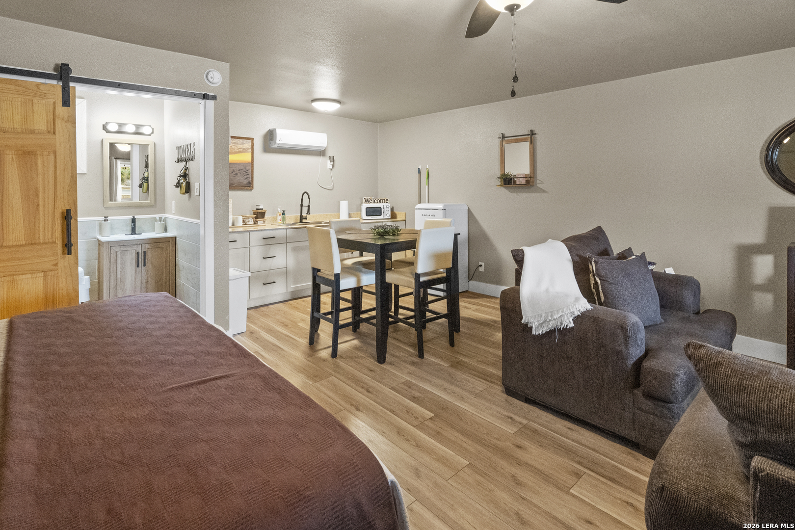 1871 State Highway 132 Natalia TX 78059