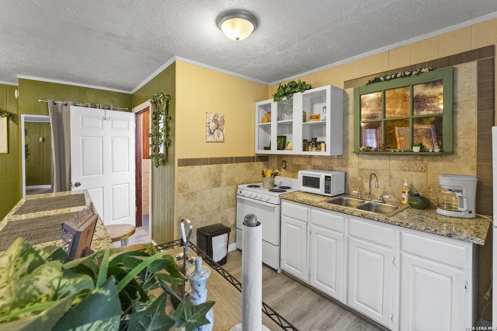 1871 State Highway 132 Natalia TX 78059