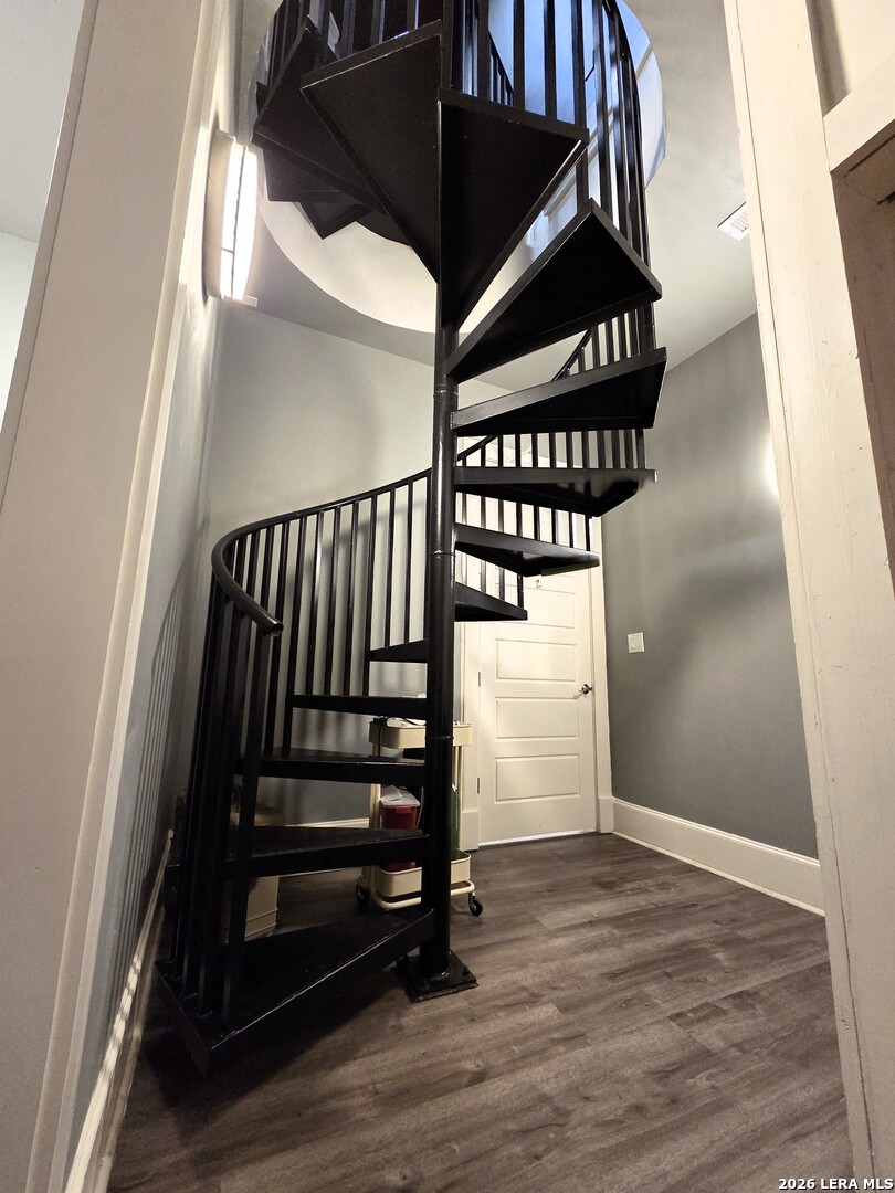 5721 Winsome Houston TX 77057